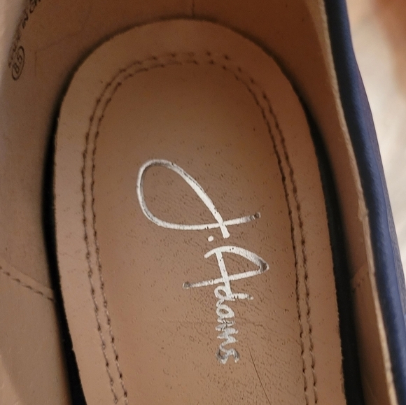 J Adam's "Pixie" Retro Mary Janes with Teardrop Cutout Size 8 1/2 - Picture 8 of 10